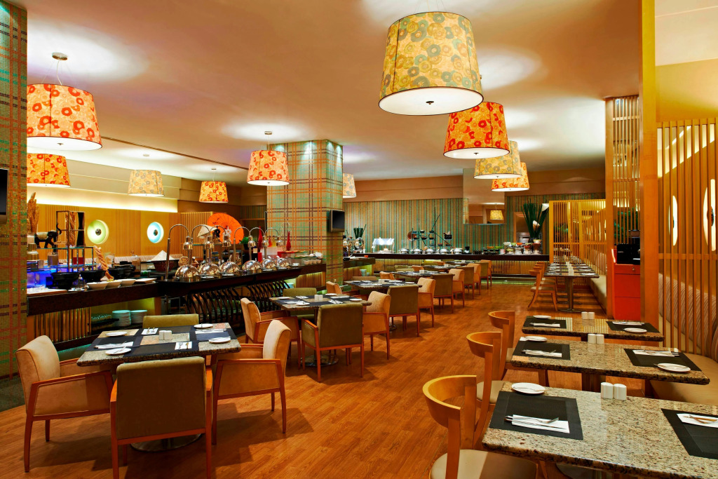 Four Points by Sheraton Shanghai, Daning