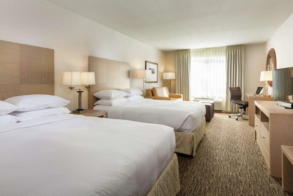DoubleTree by Hilton Portland Tigard