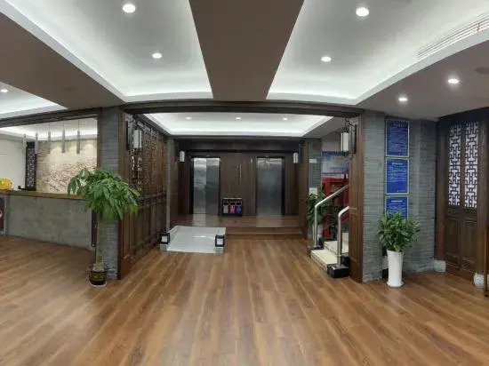 Grand Jian Kang Hotel
