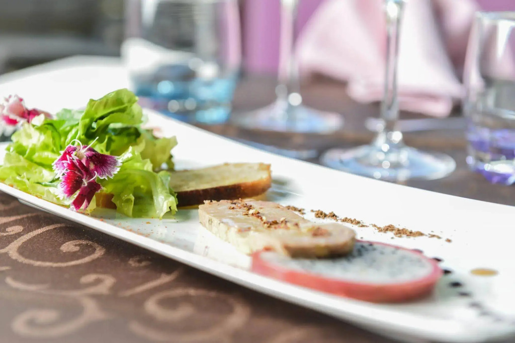 Logis Hôtel Restaurant Résidence