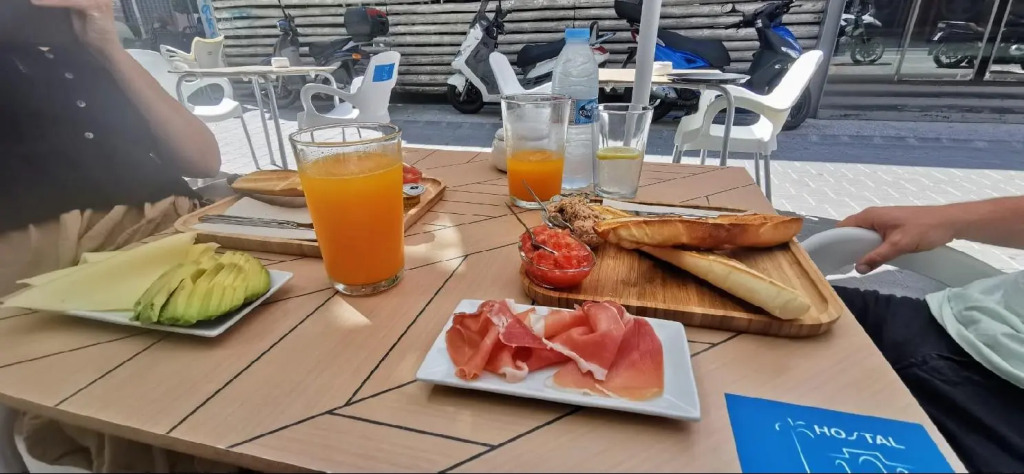Hostal El Mercat