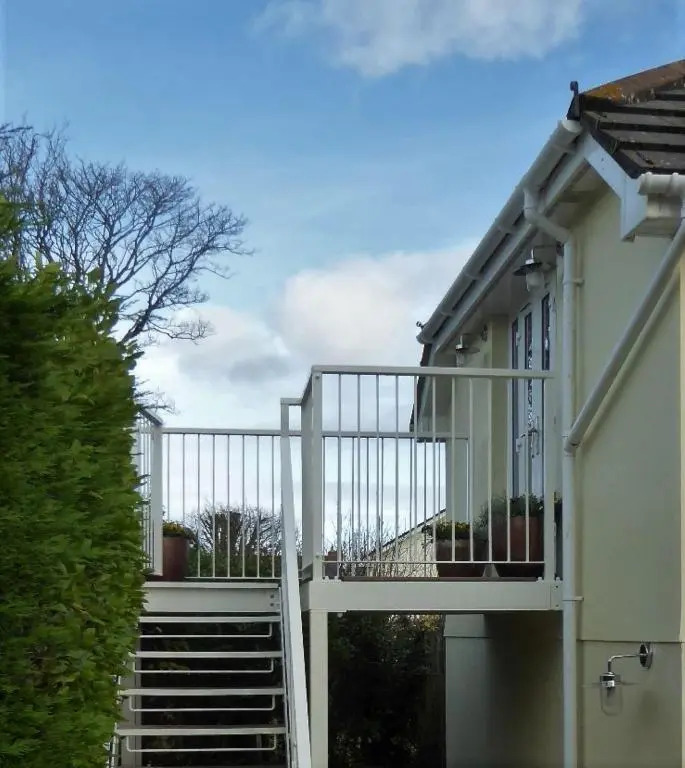 The Captains Quarters, Woolsery