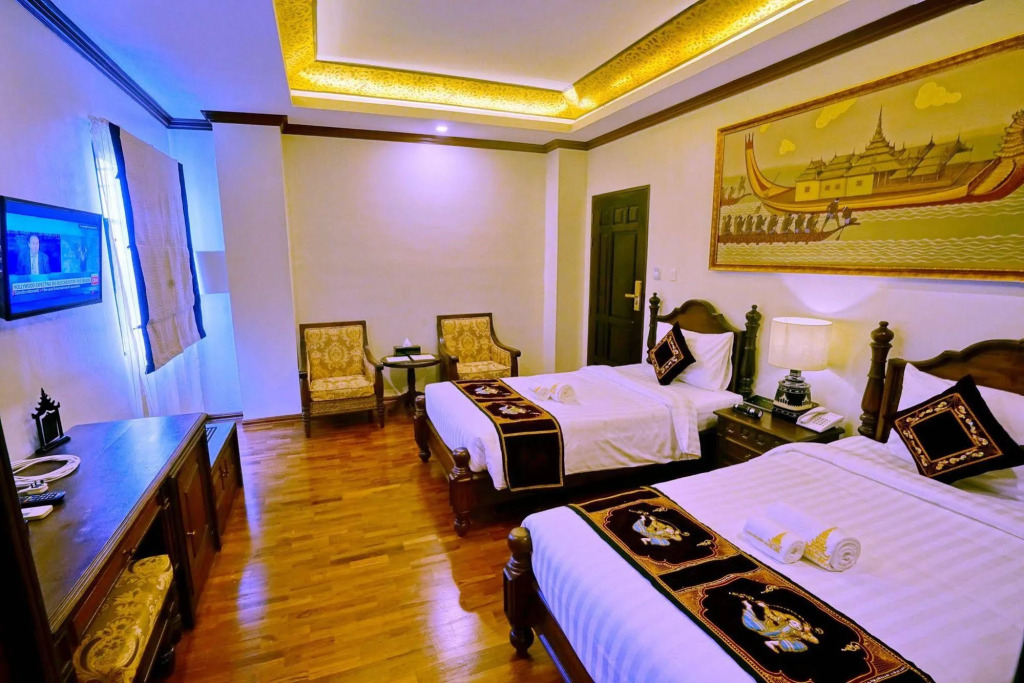 Hotel Yadanarbon