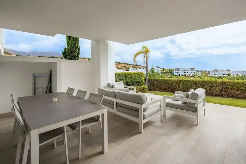 Luxury 2-bedroom sea View Apartment in Casares