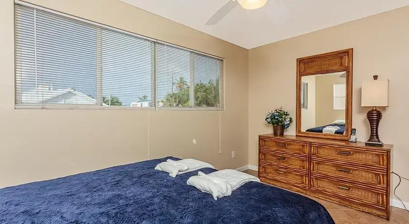 Beach Pub Beauty Apartment #1 by Vacation Rental Pros