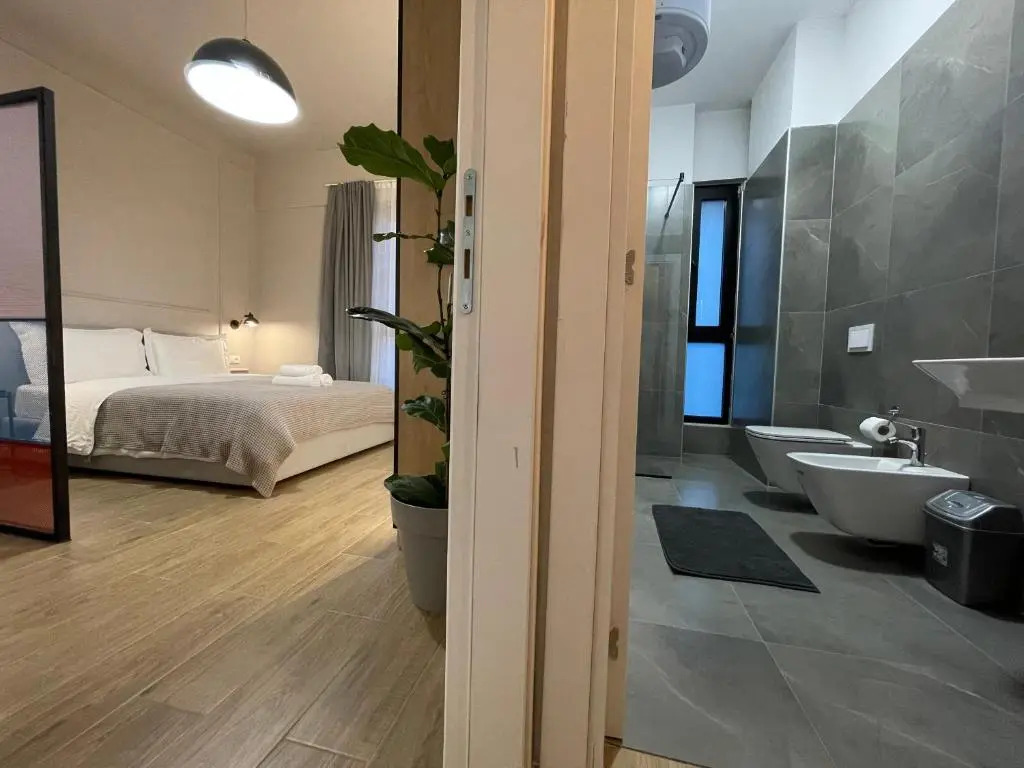Square 21 Apartments