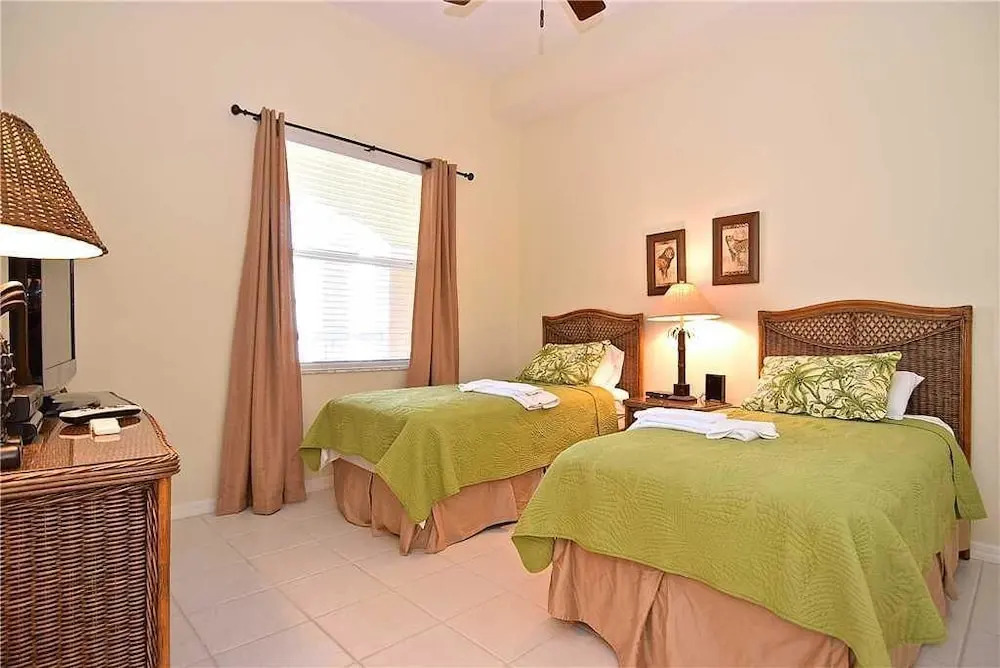 Palm Harbor 802W - Two Bedroom Condo