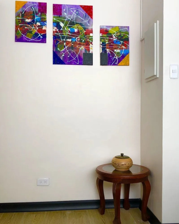Suite and Apartment Well Located In Quito