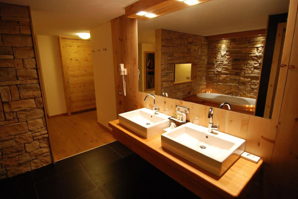 Hotel Cristallo - Wellness Mountain Living