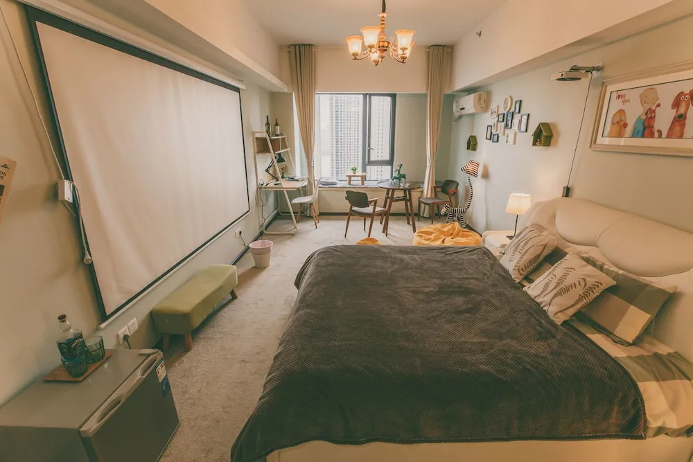 Wuhan Sloth Hotel