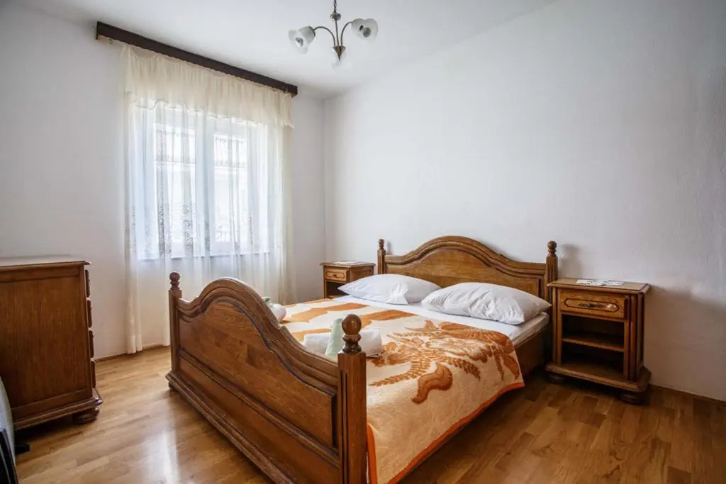 Apartments Ante
