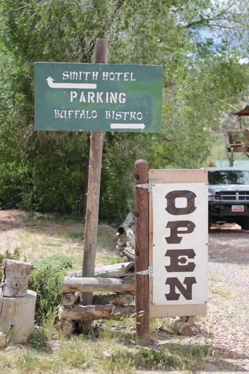Historic Smith Hotel B&B