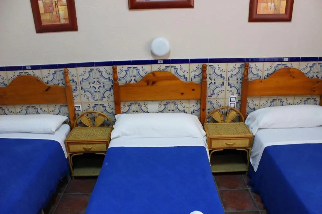 Pension Lisdos