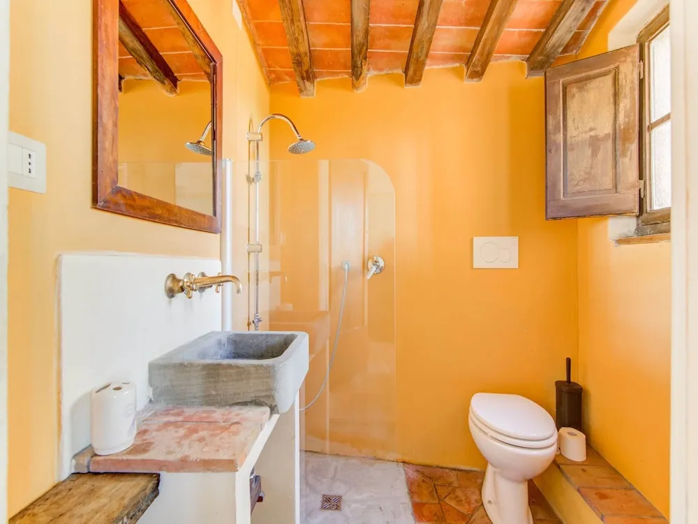 Villa in Cortona with pool