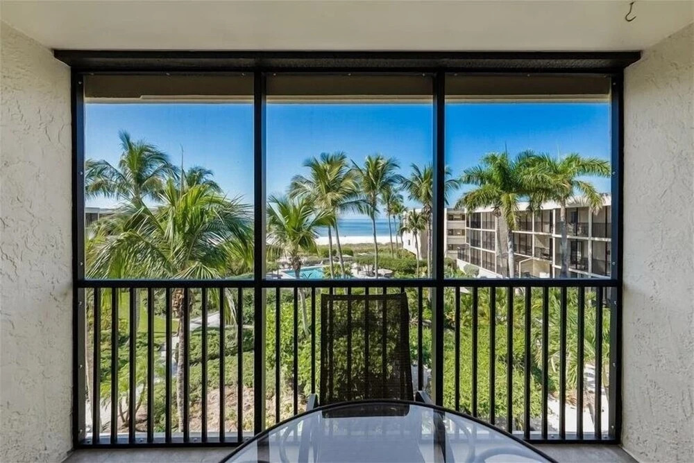 Sea Oats 335 2 Bedroom Condo by RedAwning