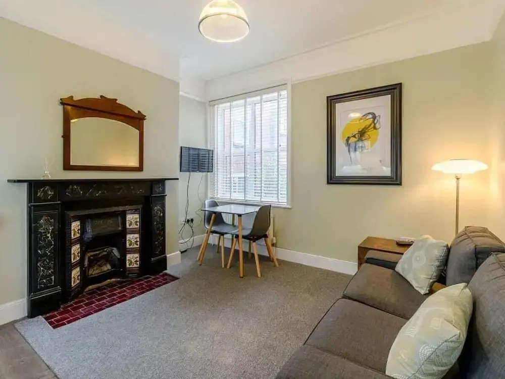 Ground Floor Apartment Beverley House