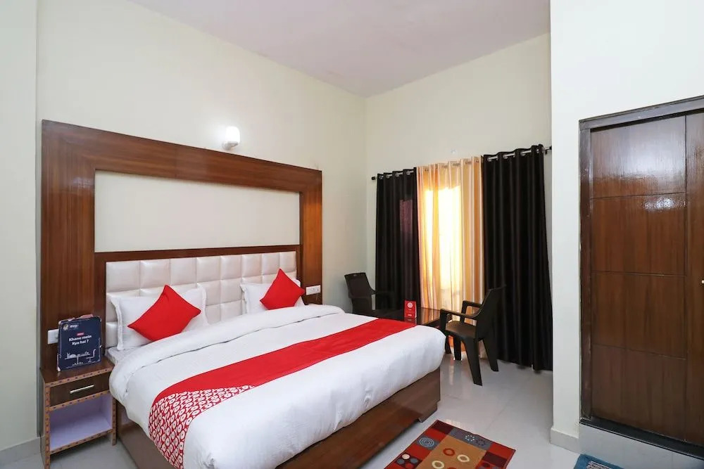 Oyo 26757 Mds Residence