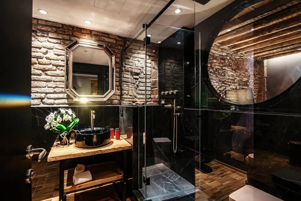Vitrum - Como Luxury Suites