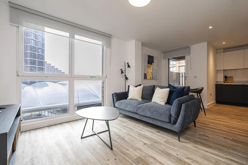 Two Bedroom Waterside Flat