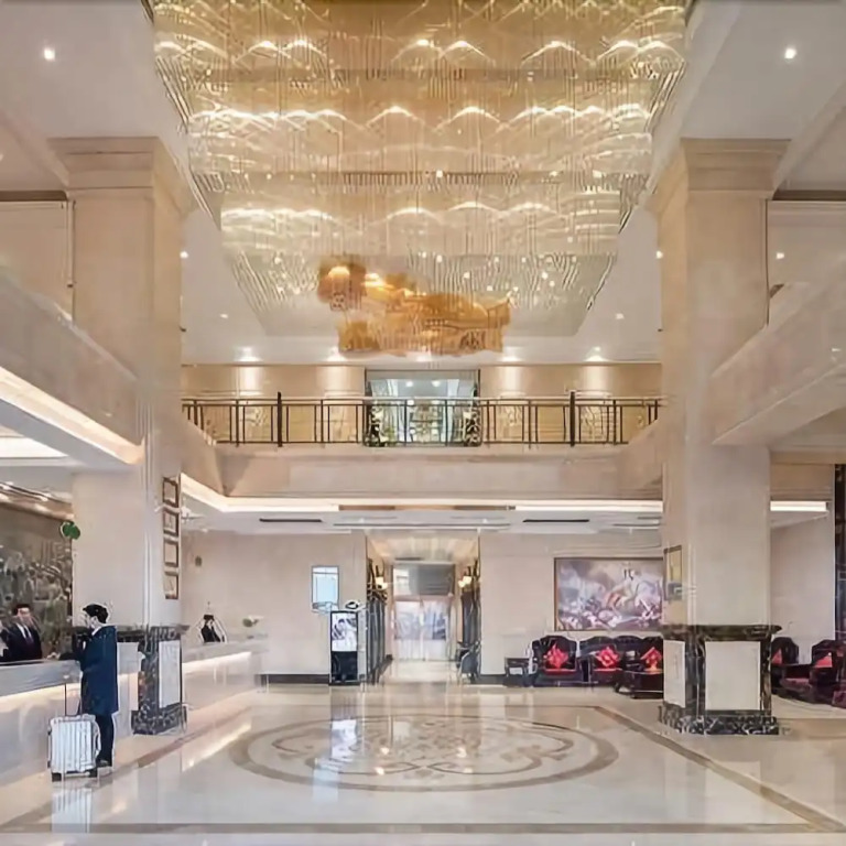 Vienna Hotel Zhengzhou Zhongyuan Futa
