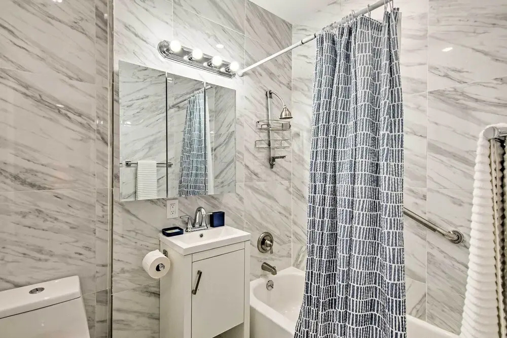 1 Block to Deerfield Beach: Studio w/ Fire Pit!