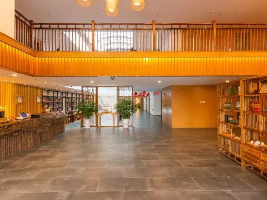 Shanghai Jingxin Guiwo Hotel (Luodian Ancient Town Baoshan Temple Branch)