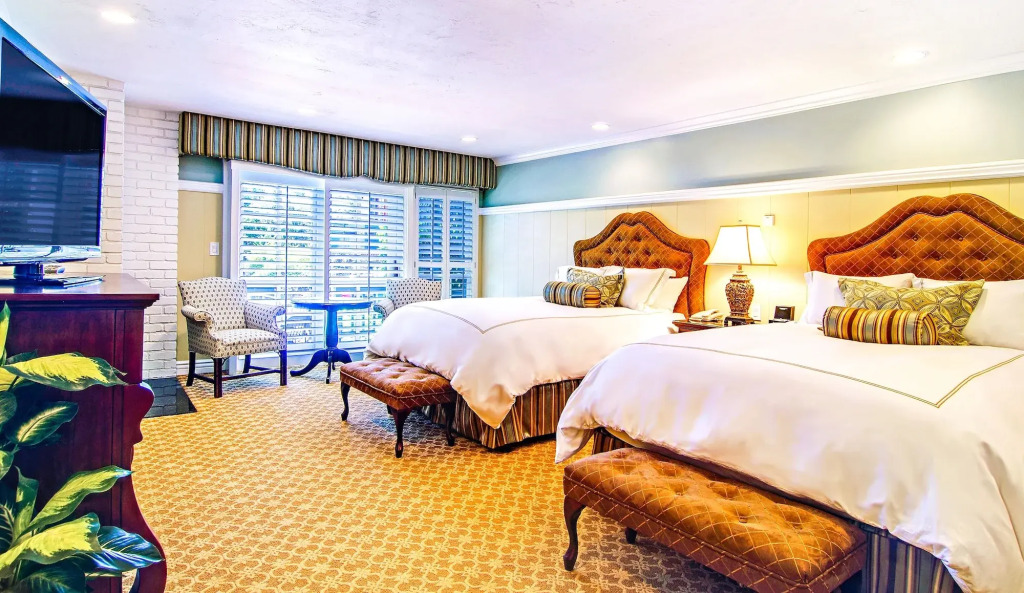 Wayside Inn