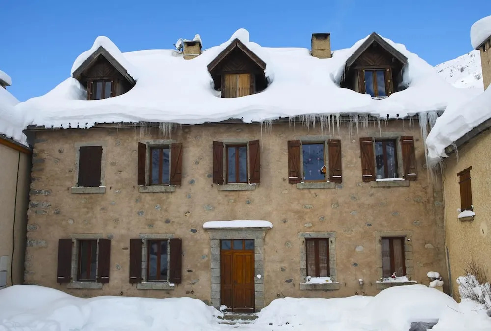 Chalet With 6 Bedrooms in La Grave, With Wonderful Mountain View, Balc