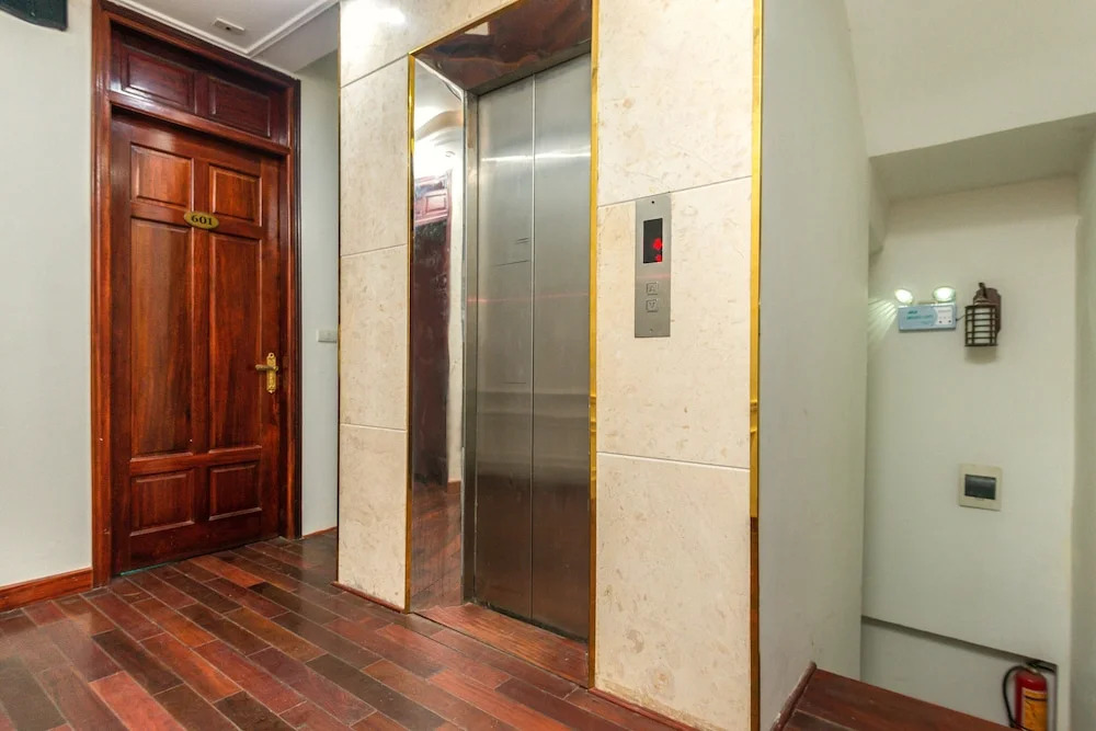 Duc Anh Hotel by OYO Rooms