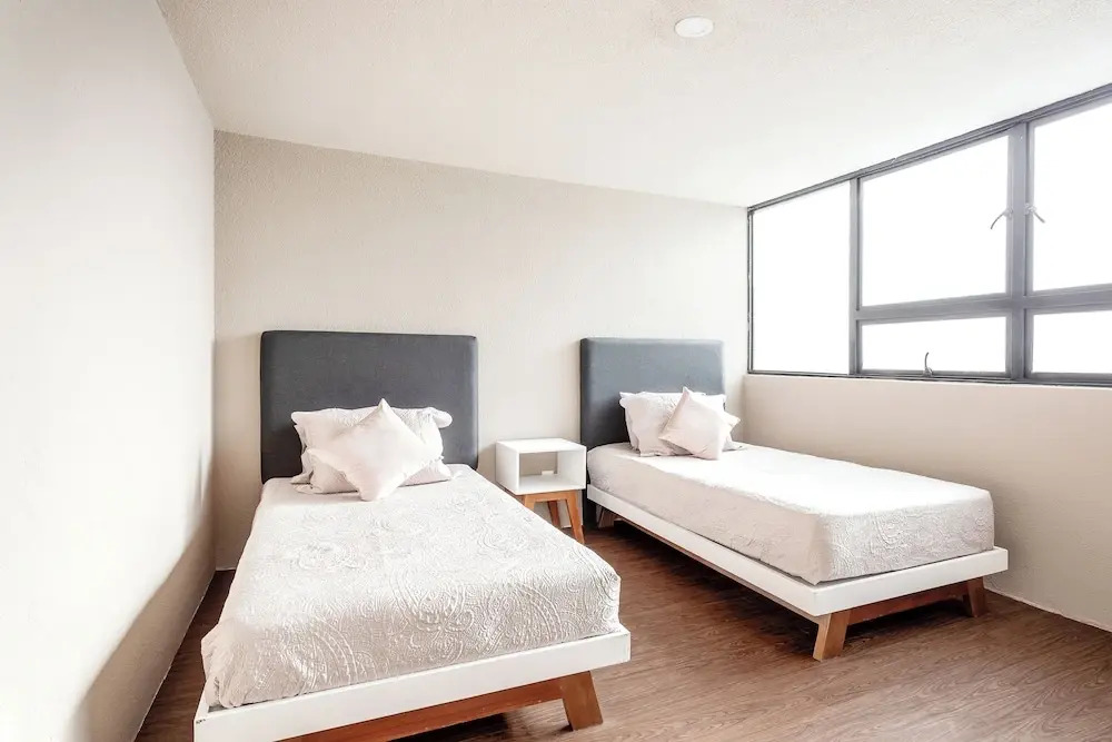 Roma Norte Retreat - 2br, Wifi- Parking- Sleeps 6