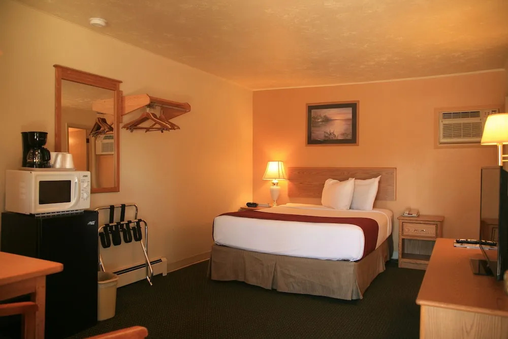 Econo Lodge Inn & Suites Montrose - Black Canyon Area