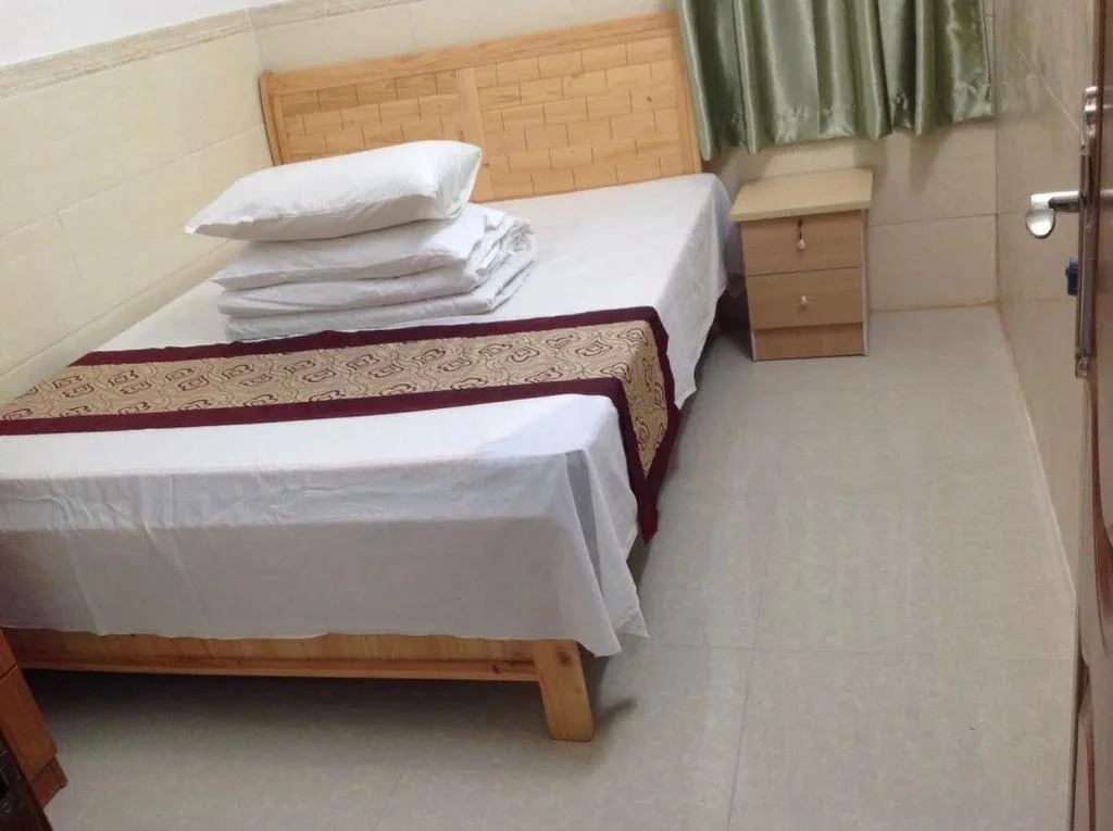 Luo Family Hostel Branch 2