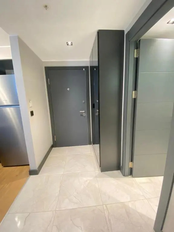Central Modern Apartment by Siena Suites