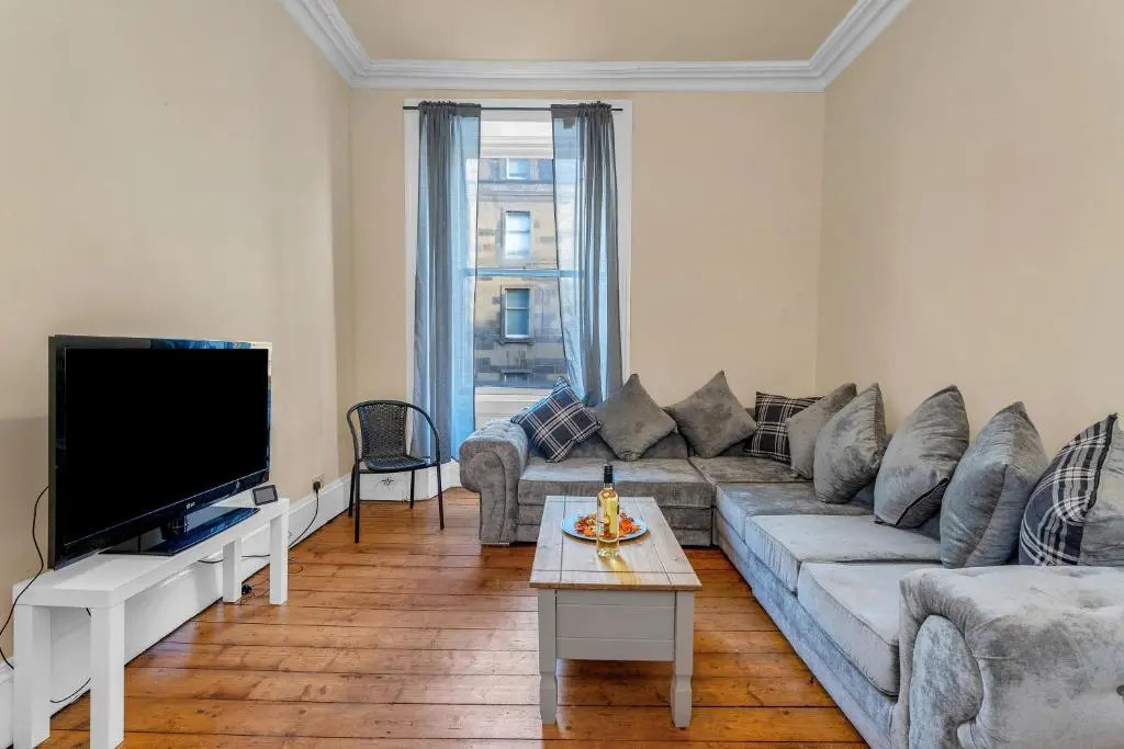 Edinburgh City Centre Jasmine Apartment -SLEEPS 7