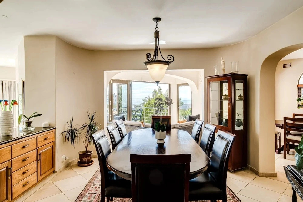 Homely Sea Point 3bd Villa w Garden Pool Kaya Eden