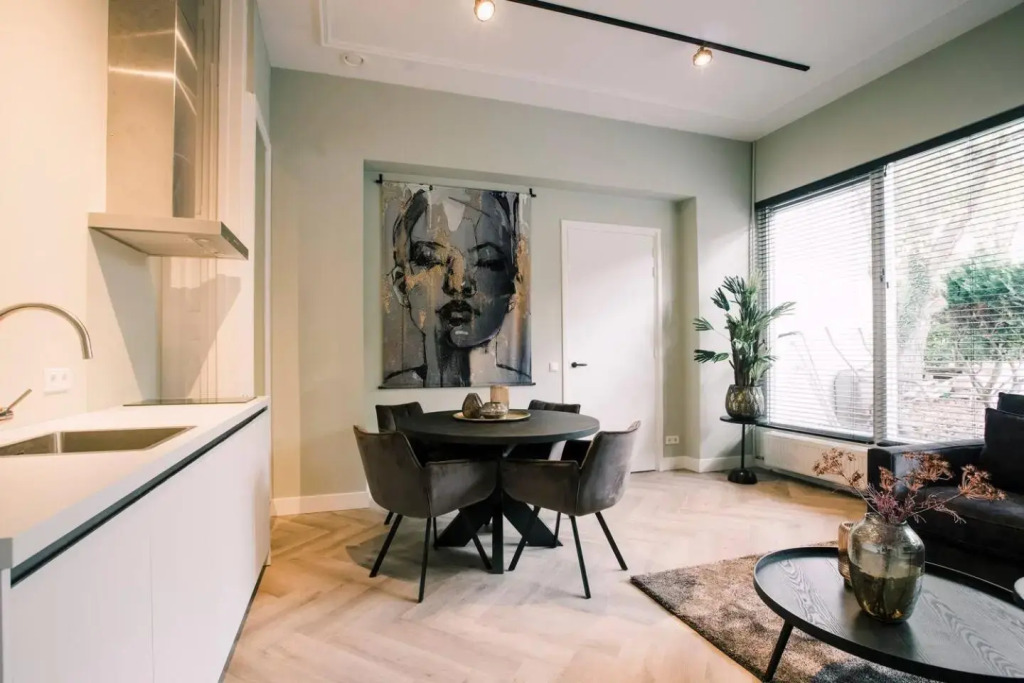 Stadsvilla Tilburg met tuin, Luxury Hendrik