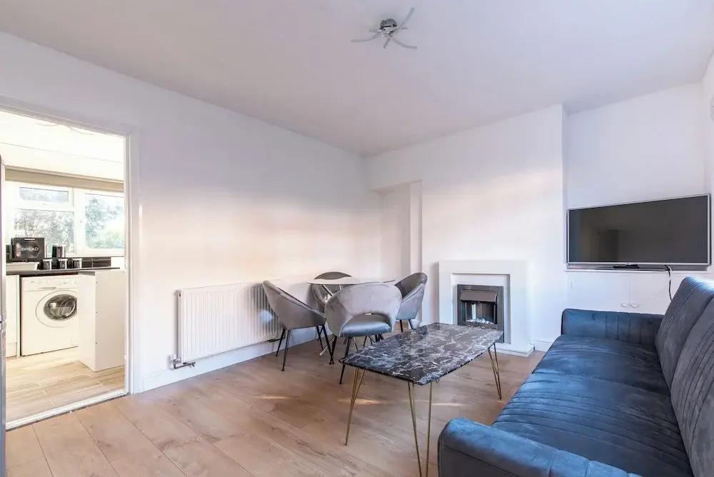 Leybourne House