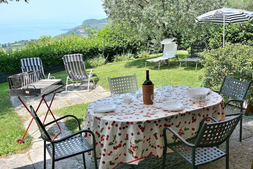 Residence Ai Vigneti With Pool