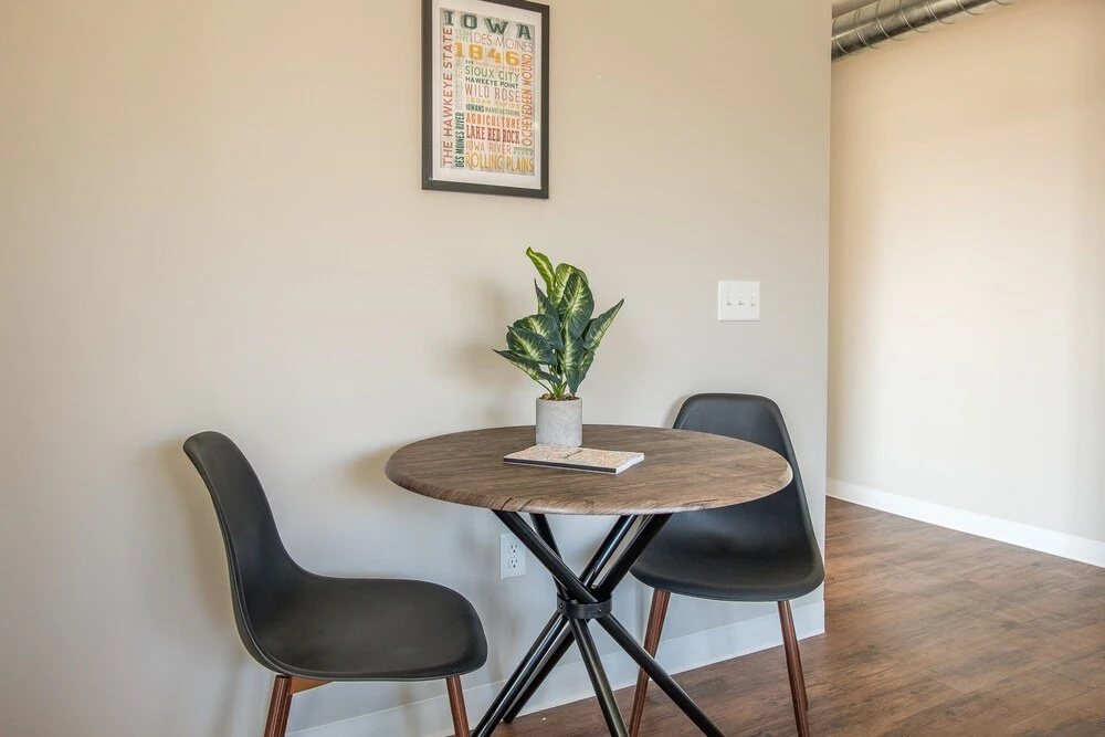 FRONTDESK Core Apts Campustown Ames