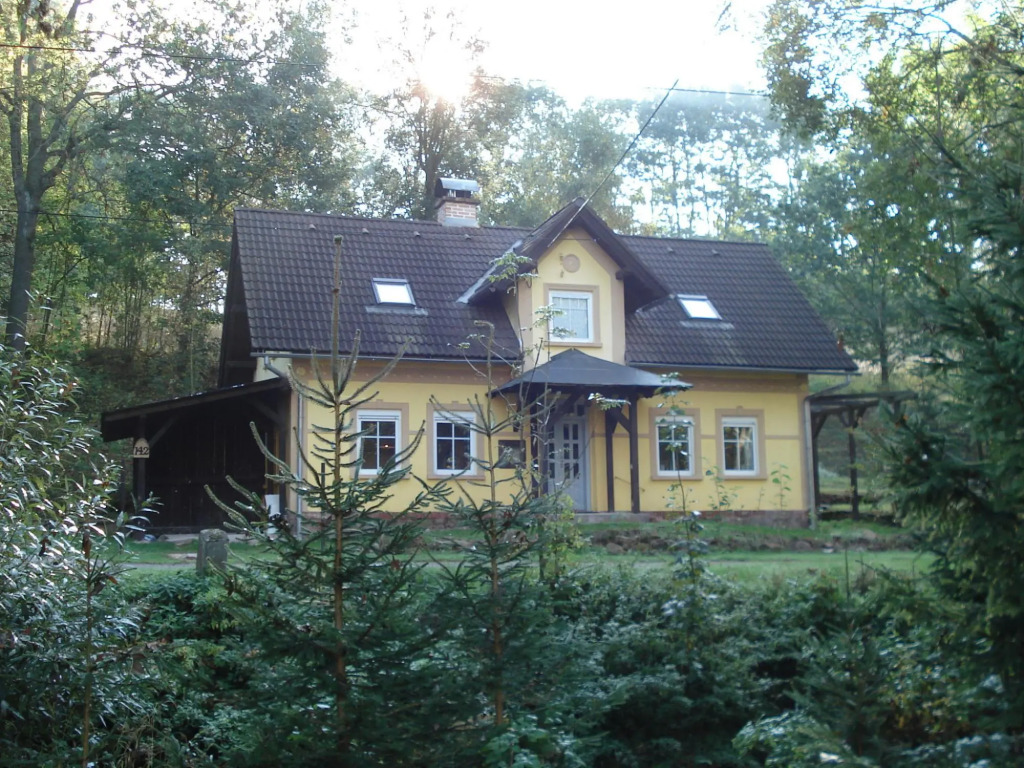 Charming Holiday Home in Rudnik With Garden