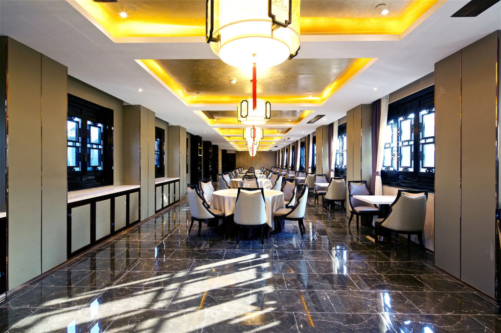 Royal Garden Hotel Shanghai