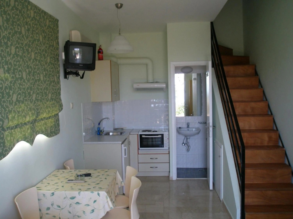 Alonia Studios & Maisonettes