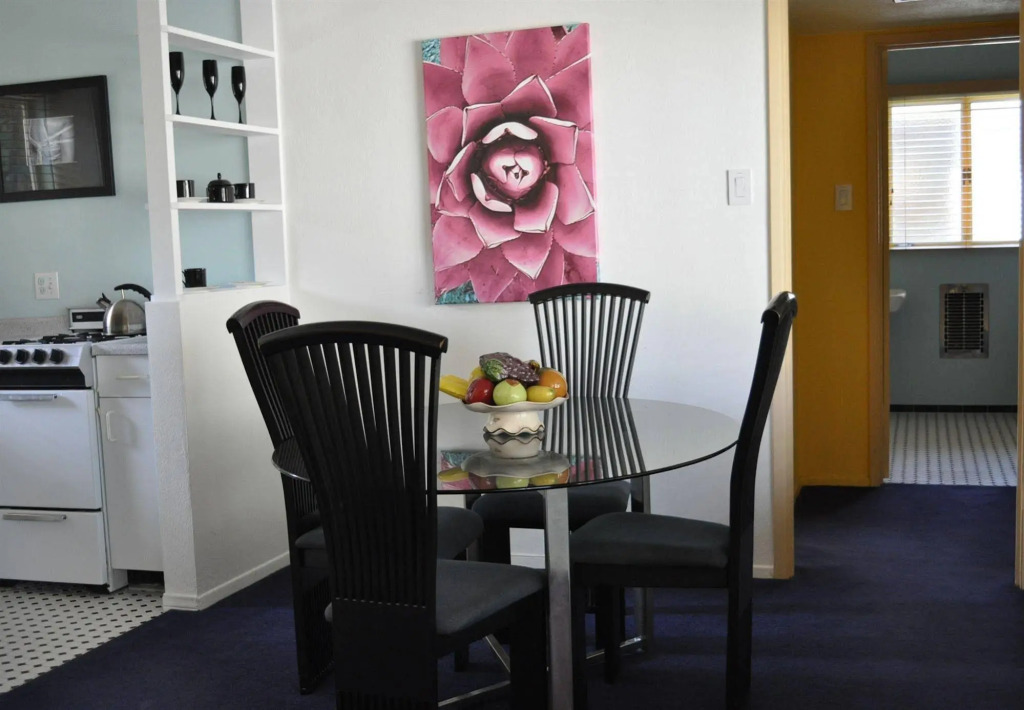 Vista Grande Resort - A Gay Mens Resort