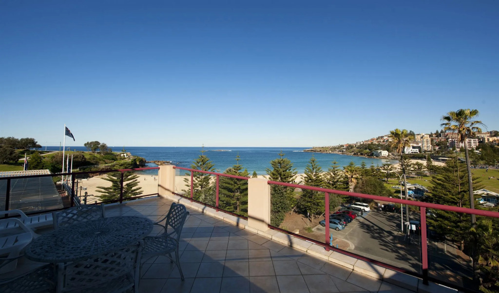 Coogee Sands Hotel & Apartments