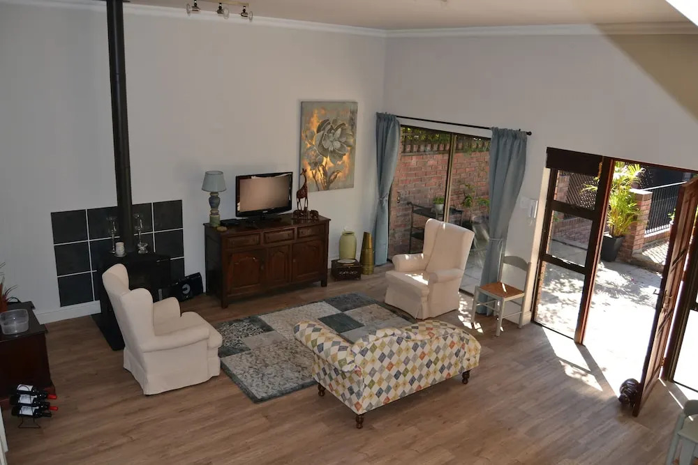 Kirstenbosch Forest Lodge