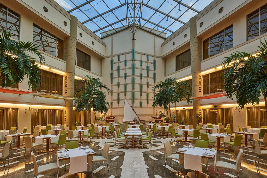 Marina Hotel