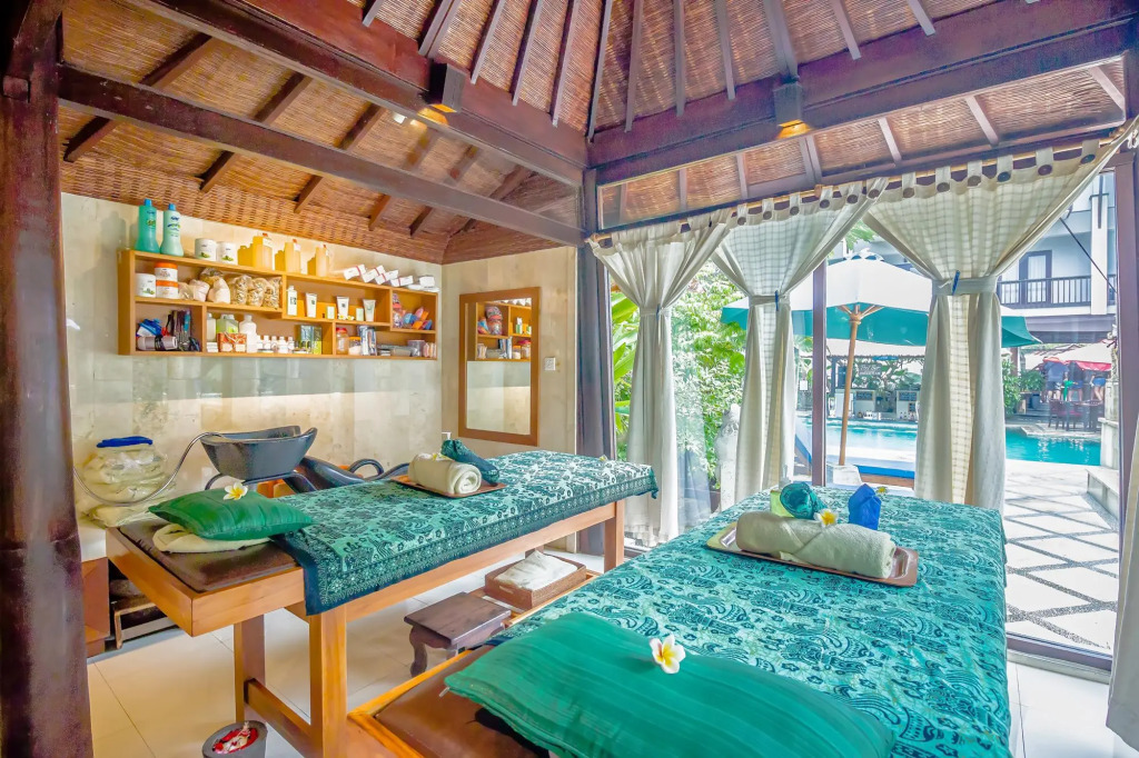 The Lokha Legian Resort & Spa