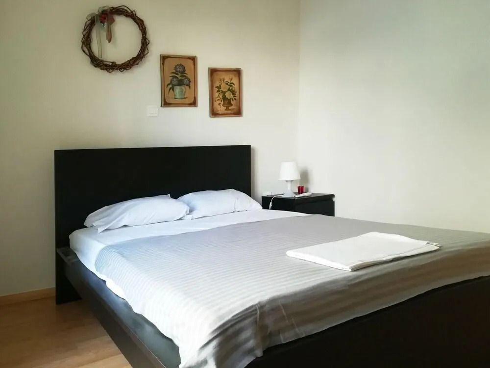 Elegant Apartment In Petralona