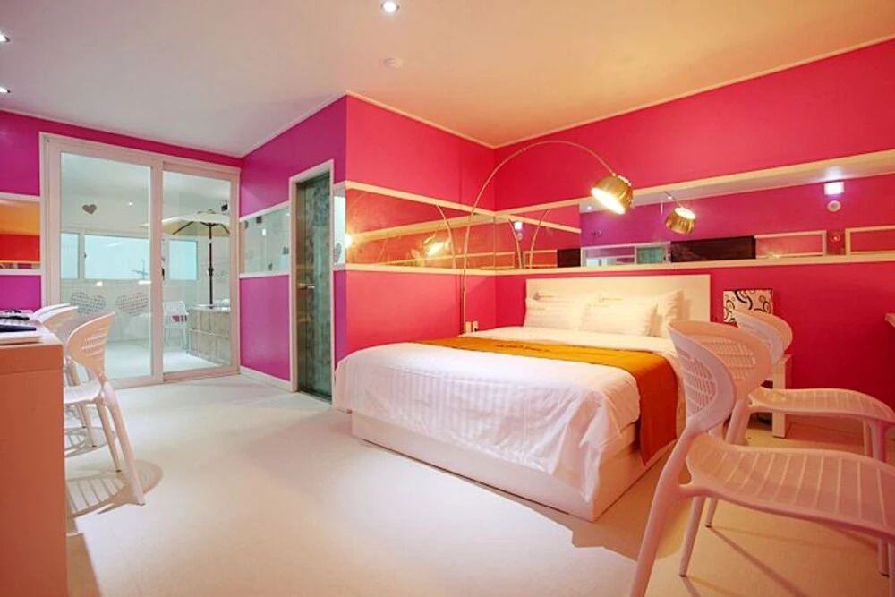 Ben Hotel