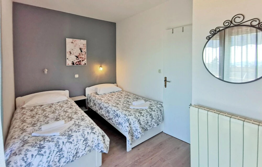 Stunning Apartment in Matulji With 1 Bedrooms, Wifi and Outdoor Swimming Pool